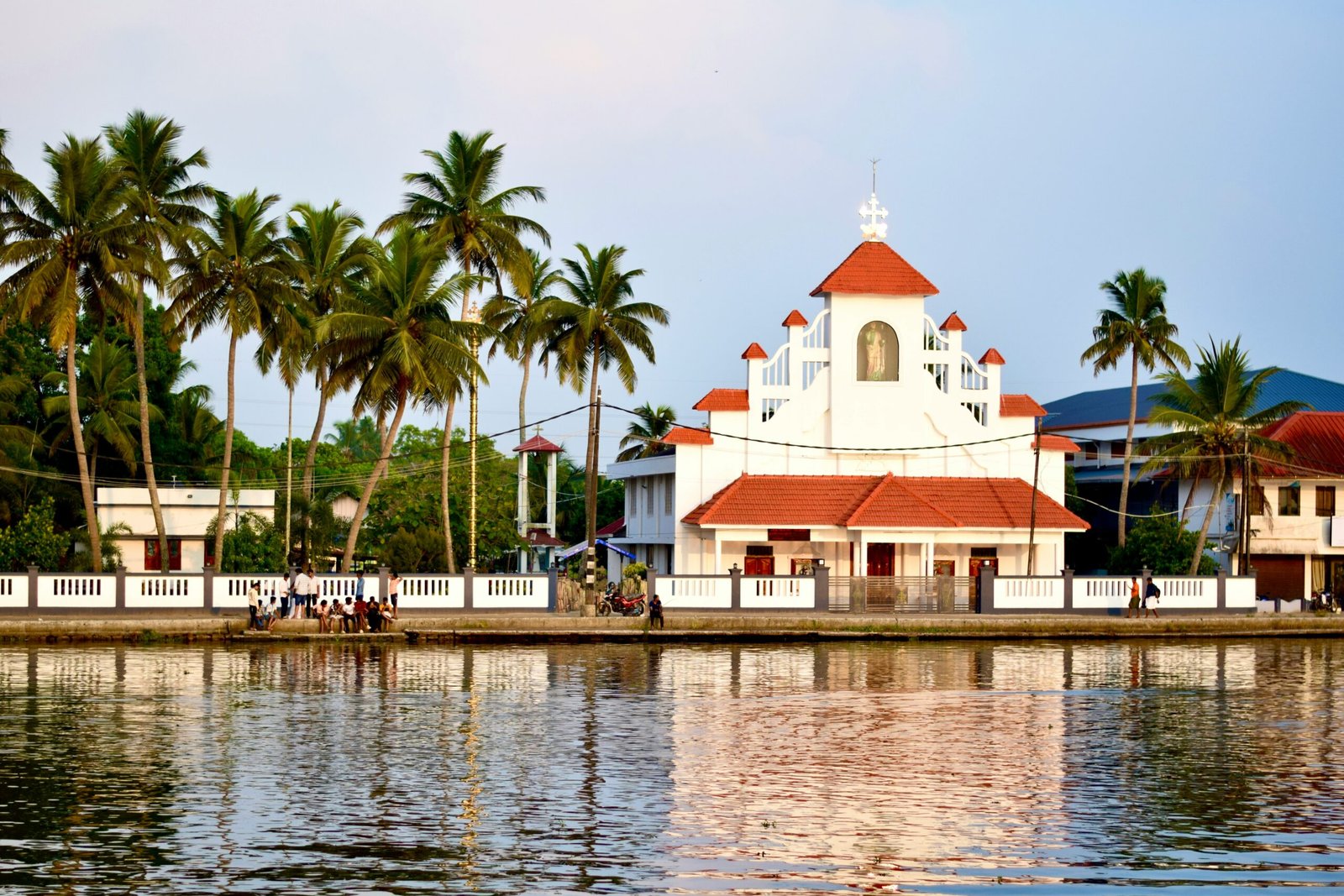 Kerala Beach & Backwater Tour Package