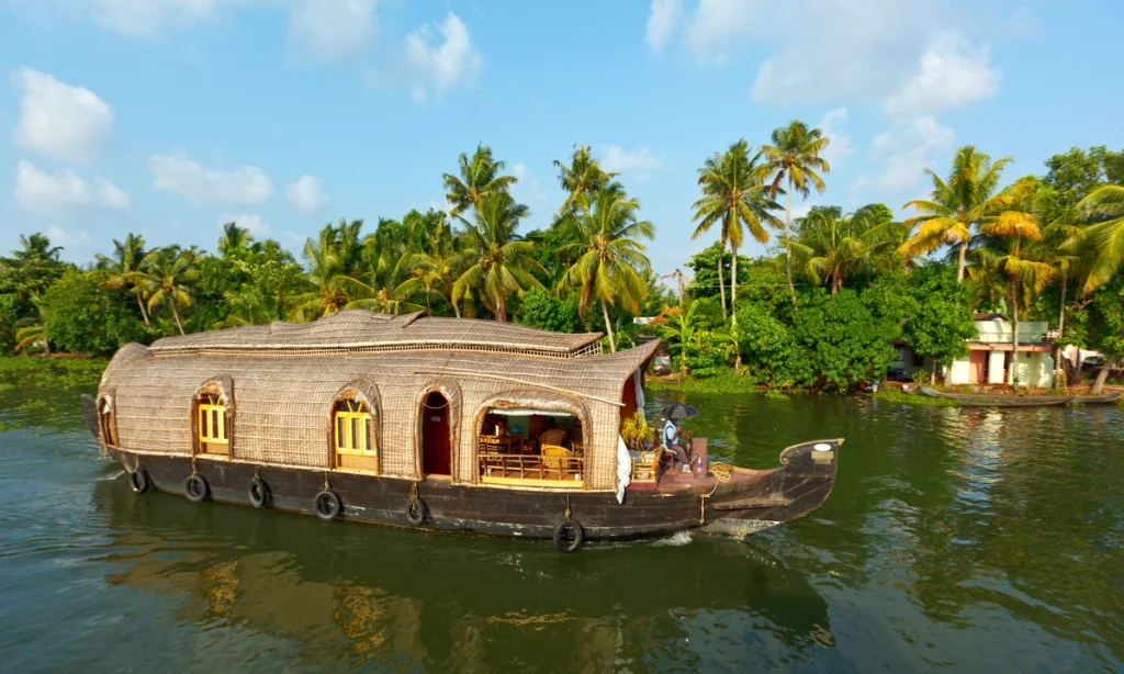 Kerala Tour Packages from Spain